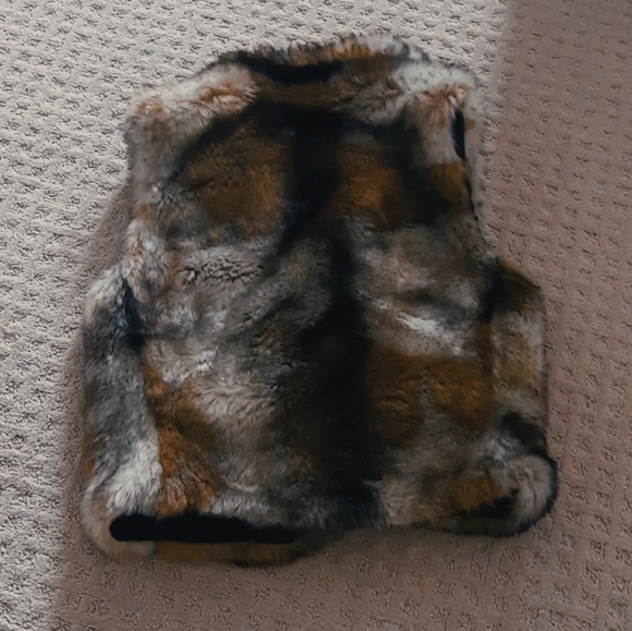WAREHOUSE Fur Vest - Picture 7 of 7